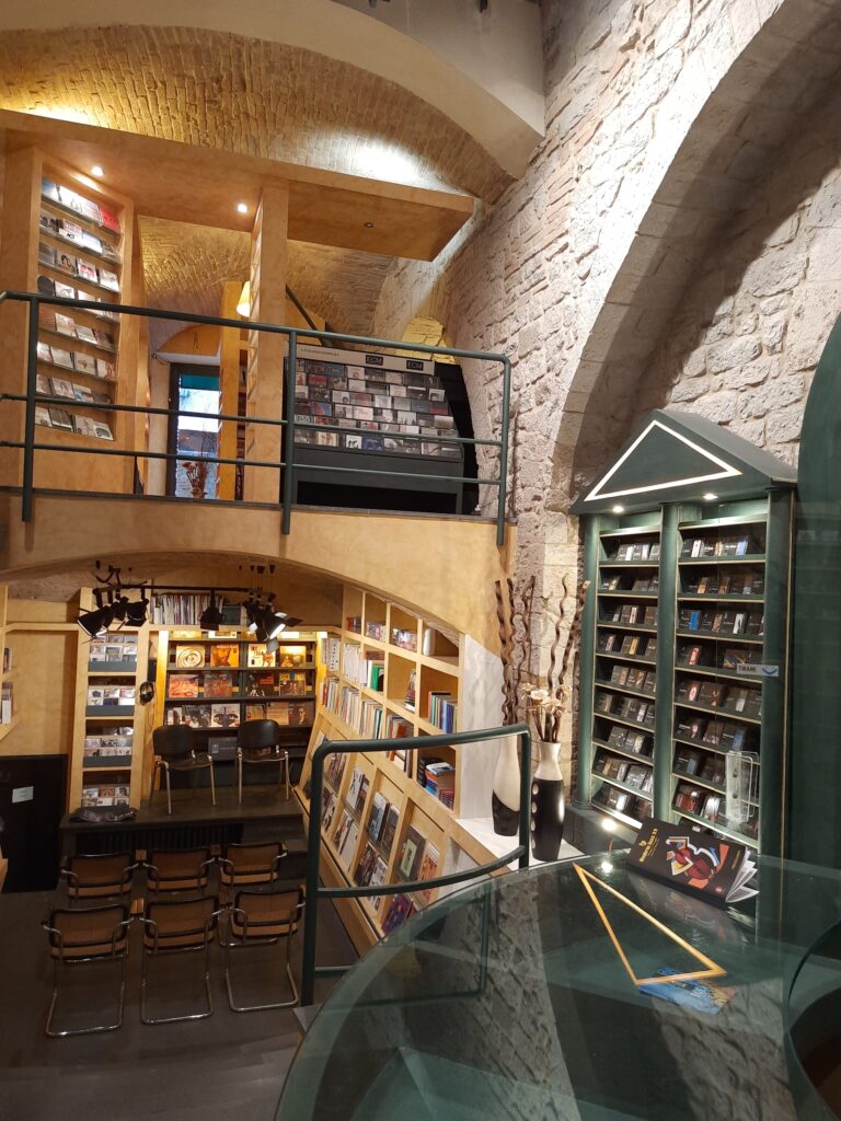 EGEA Store Perugia vista